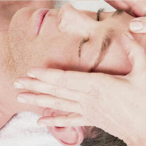 „Herren Gesichtspflege im Kosmetikstudio Elsa Cosmetic Hannover für frisches Hautbild“